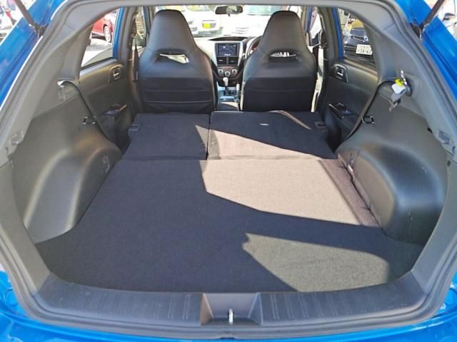 SUBARU IMPREZA WRX 5Door 2013