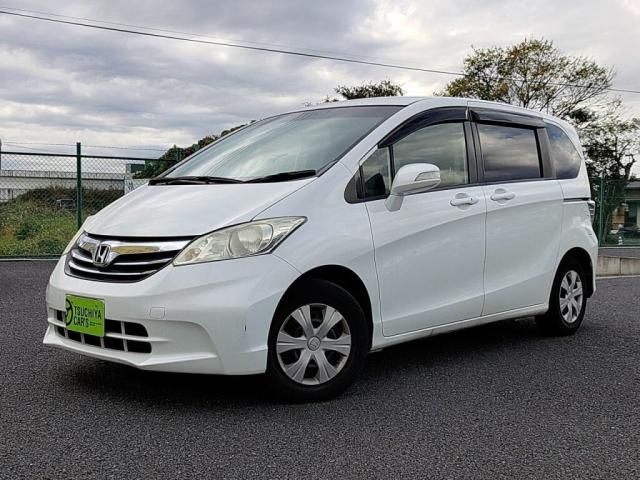 HONDA FREED 2013
