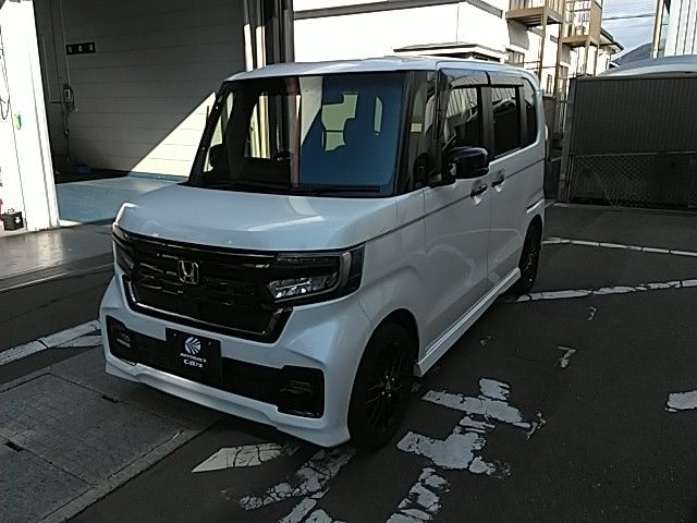 HONDA N BOX CUSTOM 4WD 2022