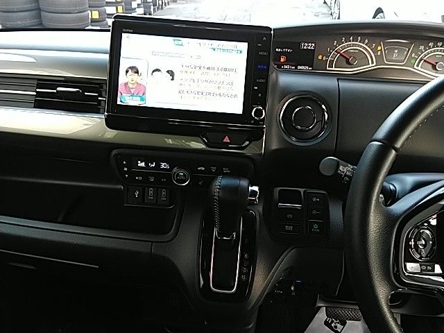 HONDA N BOX CUSTOM 4WD 2022