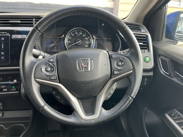 HONDA GRACE HYBRID 2017