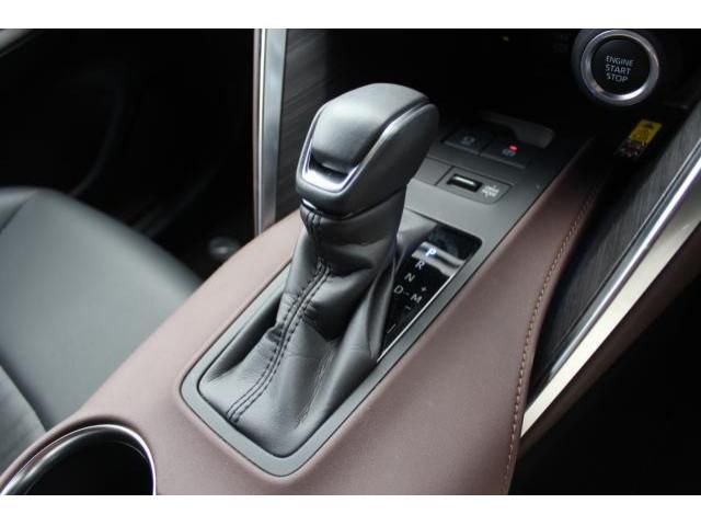 TOYOTA HARRIER 2WD 2023