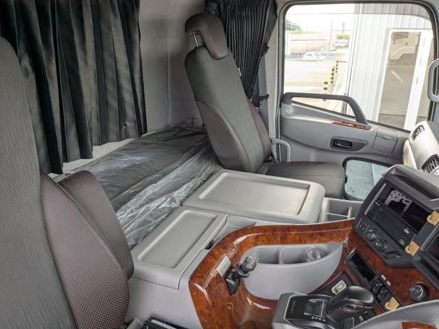 NISSAN DIESEL Quon 2023