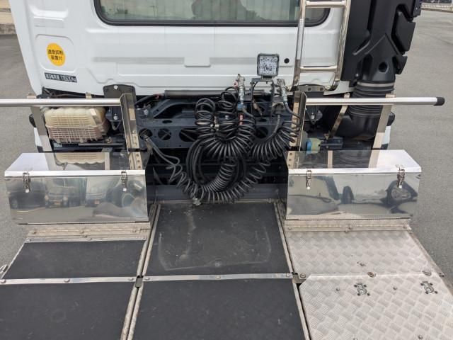 NISSAN DIESEL Quon 2023