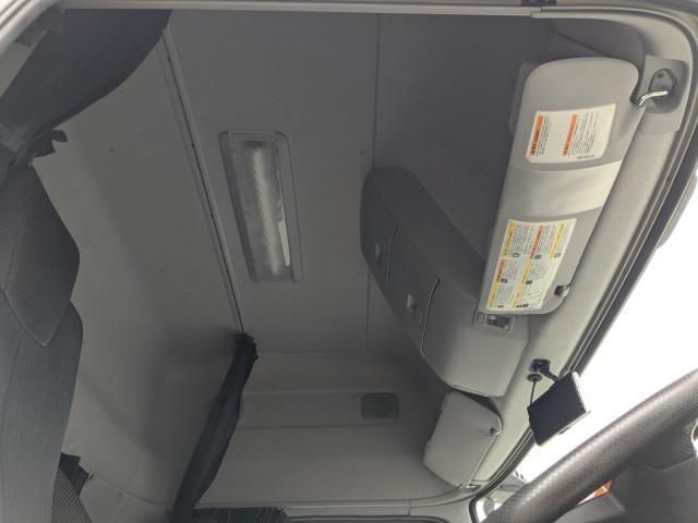 NISSAN DIESEL Quon 2023