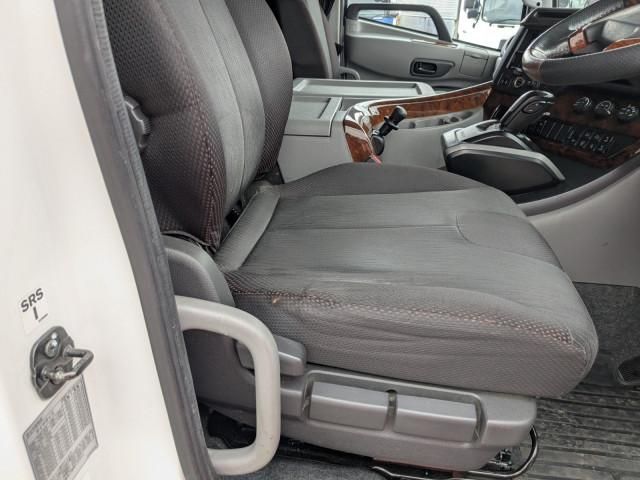 NISSAN DIESEL Quon 2023