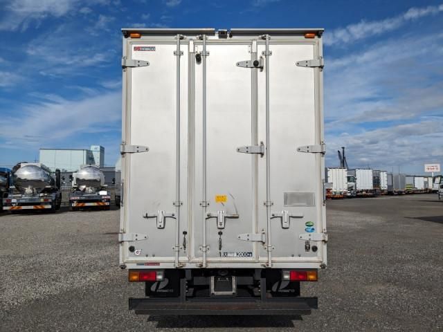 MITSUBISHI CANTER 2020