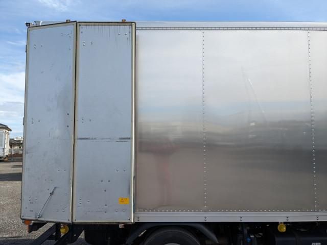 MITSUBISHI CANTER 2020