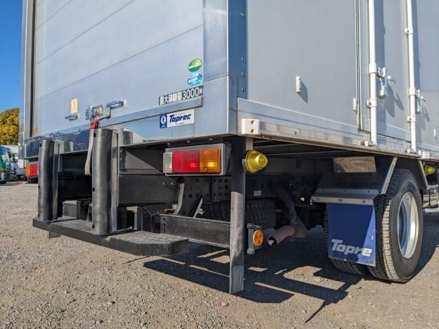 MITSUBISHI CANTER 2020