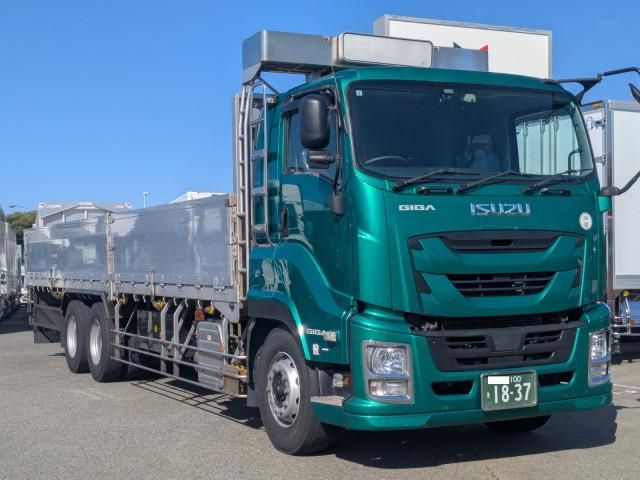ISUZU GIGA 2018
