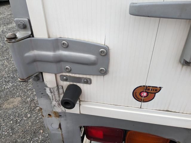 MITSUBISHI FUSOU SUPER GREAT 2017