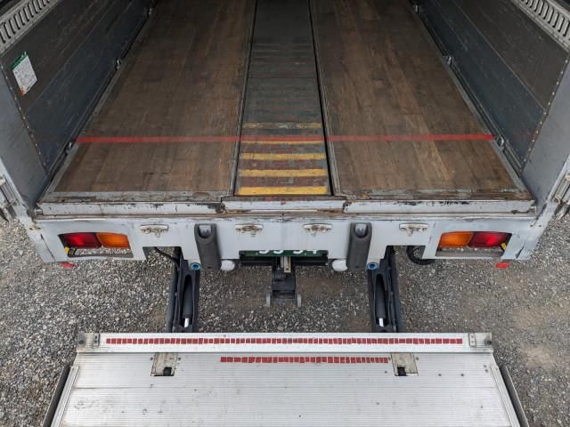 MITSUBISHI FUSOU SUPER GREAT 2017