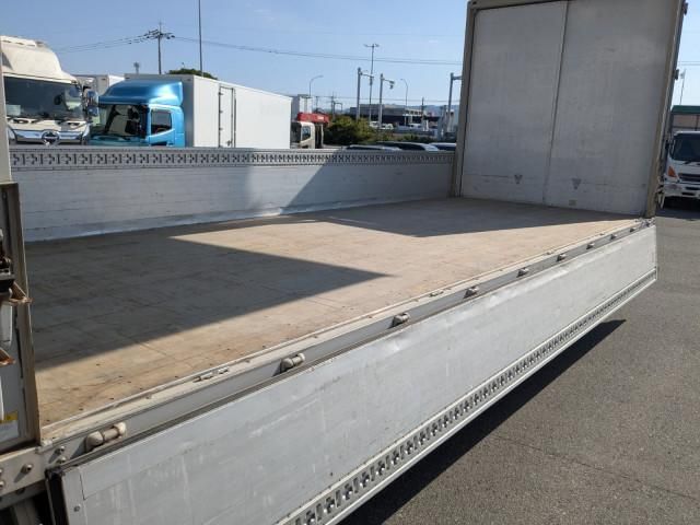 MITSUBISHI FUSOU FIGHTER 2015