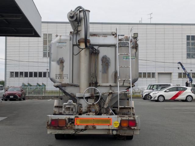 MITSUBISHI FUSOU FIGHTER 2007