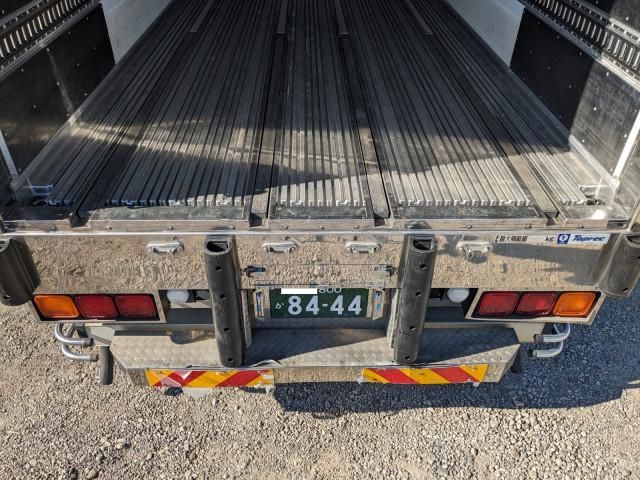 MITSUBISHI FUSOU SUPER GREAT 2021