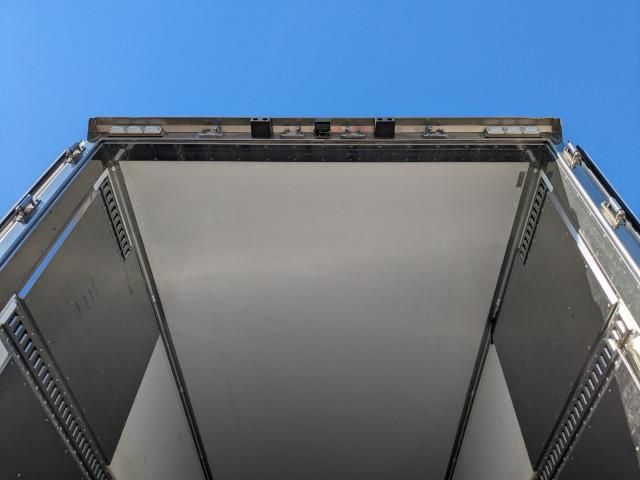 MITSUBISHI FUSOU SUPER GREAT 2021