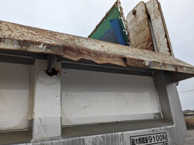 MITSUBISHI FUSOU SUPER GREAT 2015