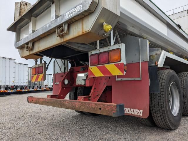 MITSUBISHI FUSOU SUPER GREAT 2015