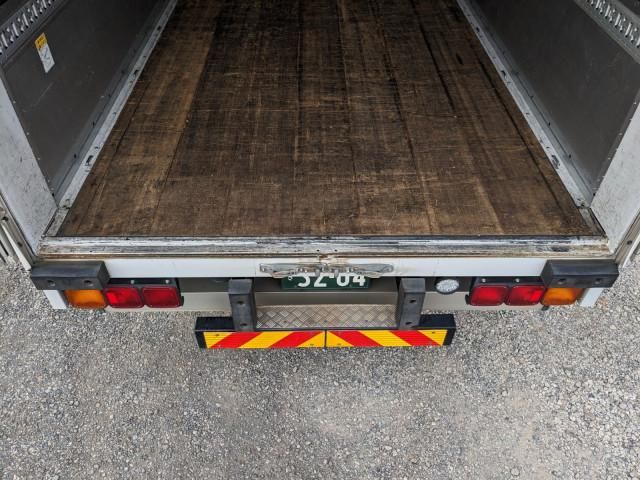 MITSUBISHI FUSOU SUPER GREAT 2013