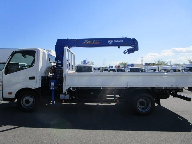 HINO DUTRO 2024
