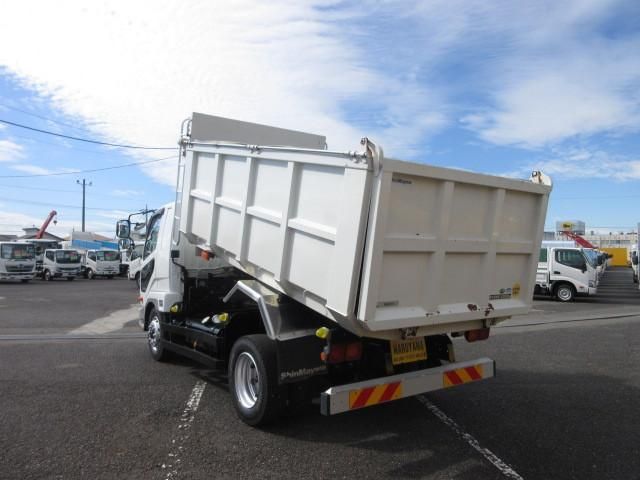 MITSUBISHI FUSOU FIGHTER 2014