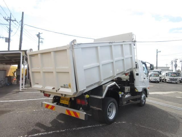 MITSUBISHI FUSOU FIGHTER 2014