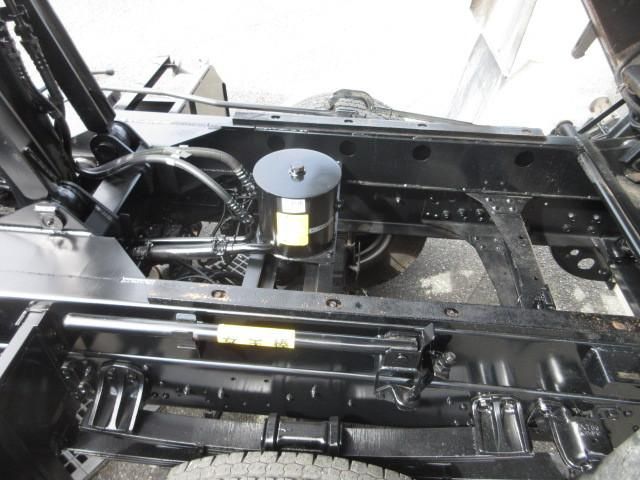 MITSUBISHI FUSOU FIGHTER 2014