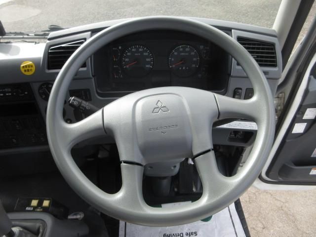 MITSUBISHI FUSOU FIGHTER 2014