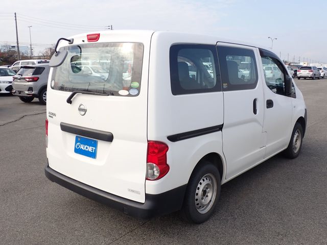 NISSAN NV200 VANETTE van 2015