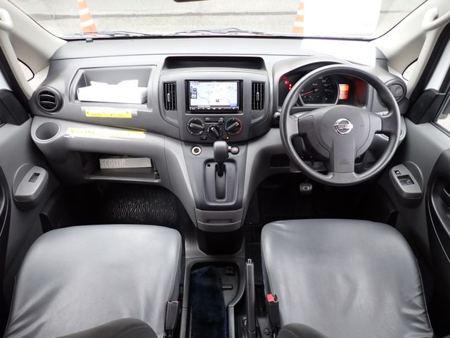 NISSAN NV200 VANETTE van 2011