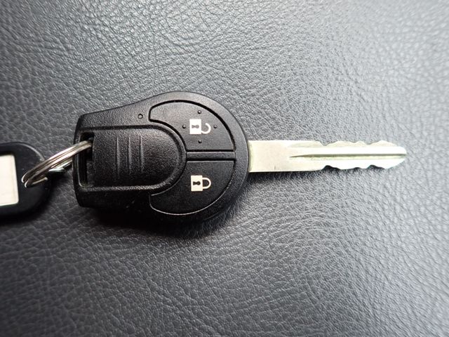 NISSAN NV200 VANETTE van 2011