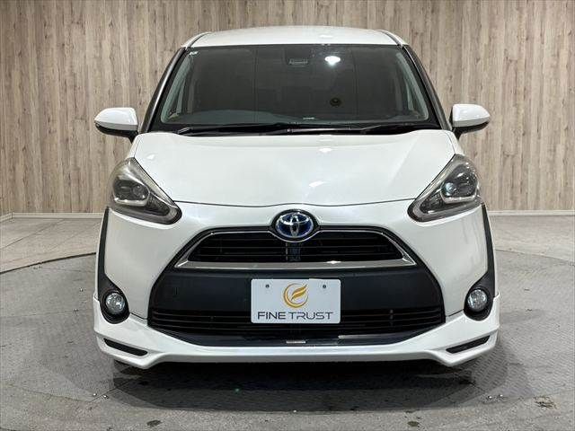 TOYOTA SIENTA 2016