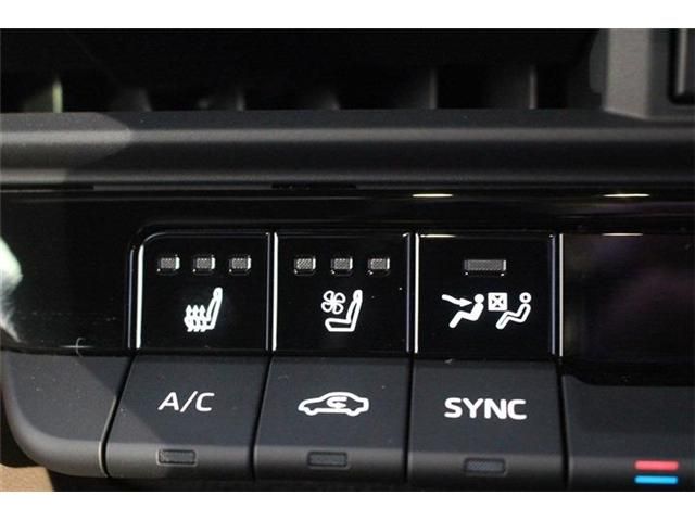 TOYOTA CROWN CROSSOVER 2023