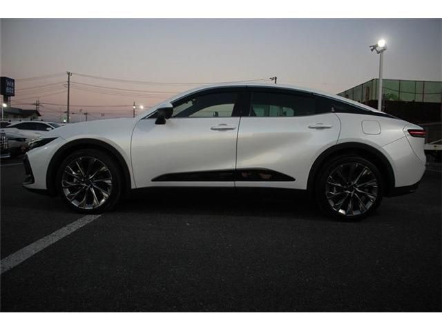 TOYOTA CROWN CROSSOVER 2023