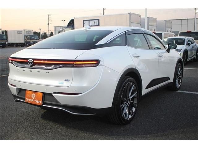 TOYOTA CROWN CROSSOVER 2023