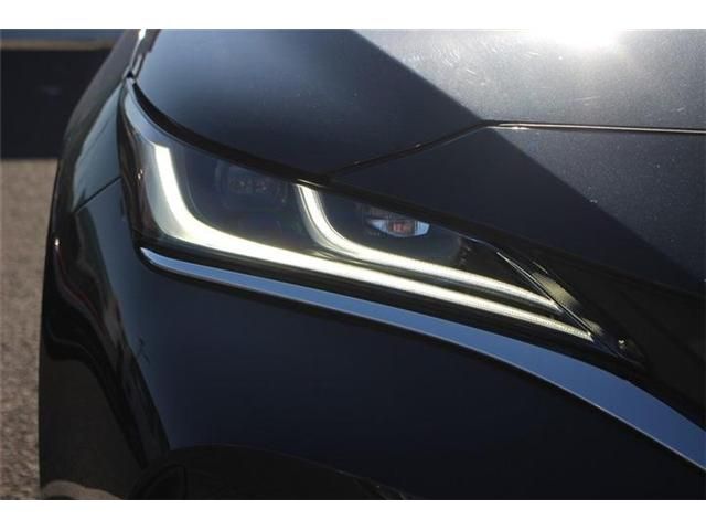 TOYOTA HARRIER HYBRID 2020