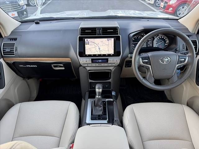 TOYOTA LANDCRUISER PRADO 2023