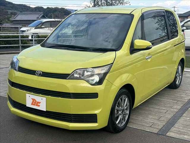 TOYOTA SPADE 2015