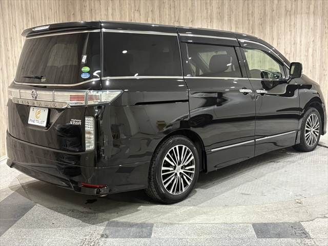 NISSAN ELGRAND 2019