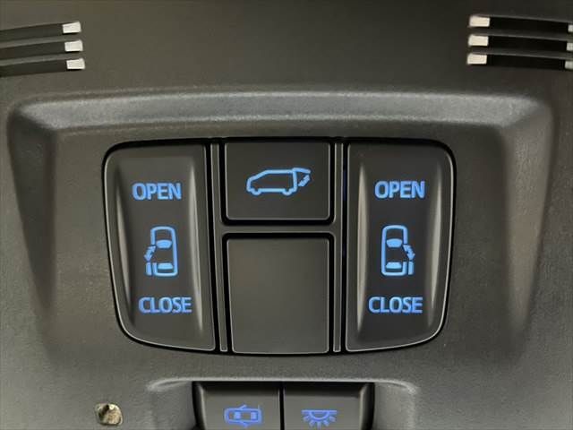 TOYOTA ALPHARD hybrid 4WD 2016