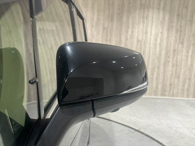 TOYOTA ALPHARD hybrid 4WD 2016