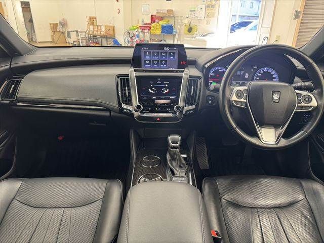 TOYOTA CROWN sedan hybrid 2018