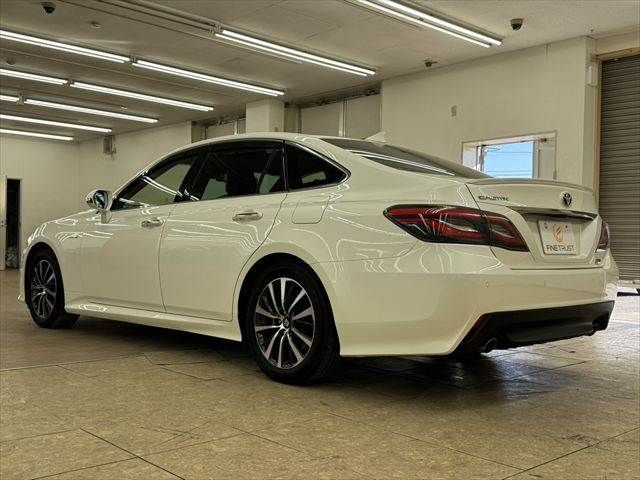 TOYOTA CROWN sedan hybrid 2018