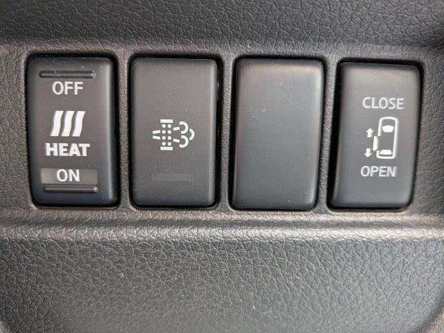 NISSAN NV350 CARAVAN 2021