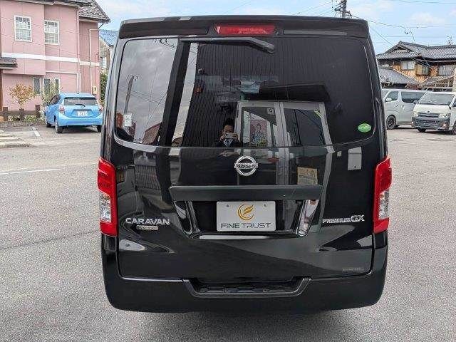 NISSAN NV350 CARAVAN 2021
