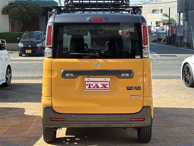 SUZUKI Spacia GEAR 2022