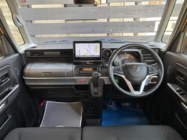 SUZUKI Spacia GEAR 2022