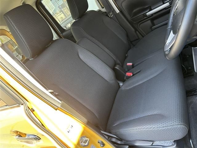 SUZUKI Spacia GEAR 2022