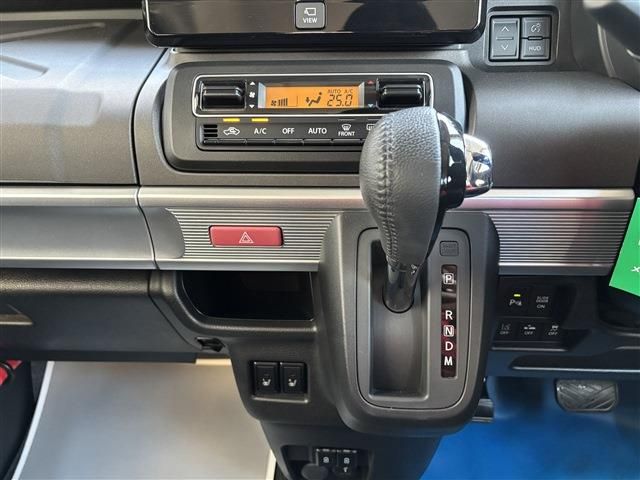 SUZUKI Spacia GEAR 2022