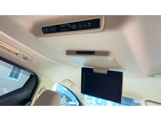 TOYOTA VELLFIRE  HYBRID 4WD 2015